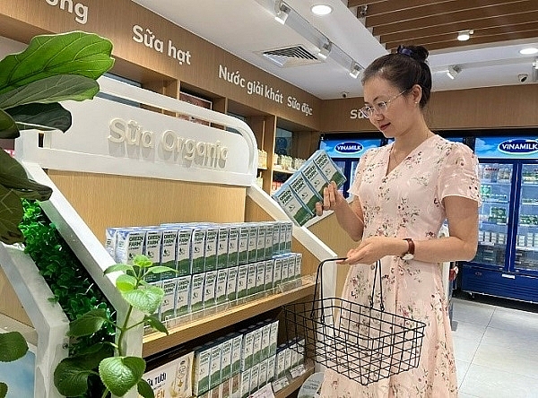 Thương hiệu trị giá 2,8 tỷ USD Vinamilk tiếp tục được vinh danh Thương hiệu quốc gia 2022-2024
