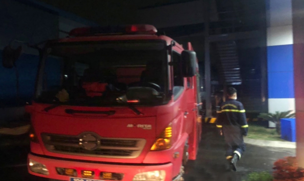 Kịp thời khống chế đám cháy ở Khu Công nghiệp Phú Hà Kịp thời khống chế đám cháy ở Khu Công nghiệp Phú Hà
