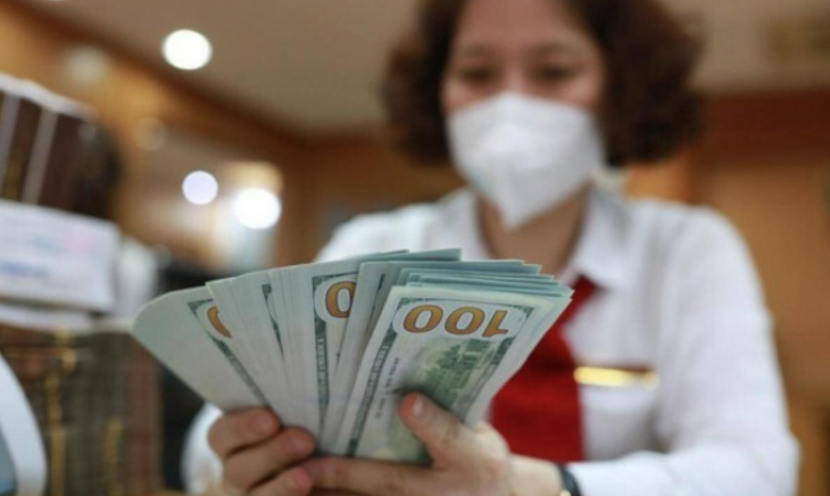 Áp lực tỷ giá và tác động tới giá vàng | DIỄN ĐÀN TÀI CHÍNH