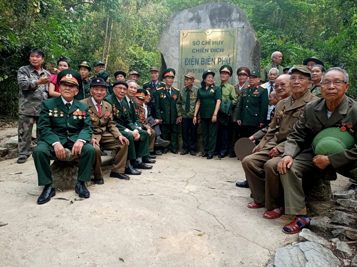 Sở Chỉ huy chiến dịch Điện Biên Phủ - Căn cứ bí mật ẩn sâu trong rừng già Sở Chỉ huy chiến dịch Điện Biên Phủ - Căn cứ bí mật ẩn sâu trong rừng già