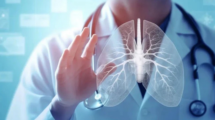 Chuyên gia nhắc bạn đi khám ngay nếu gặp triệu chứng viêm phổi