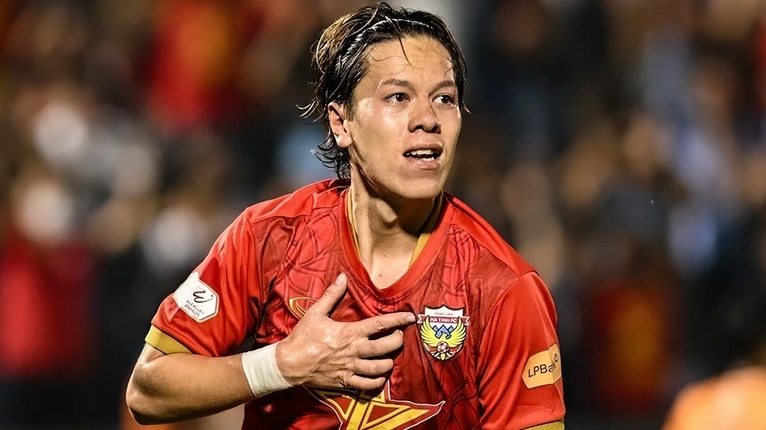 Tiền vệ Việt kiều Nga chờ ngày khoác áo U22 Việt Nam