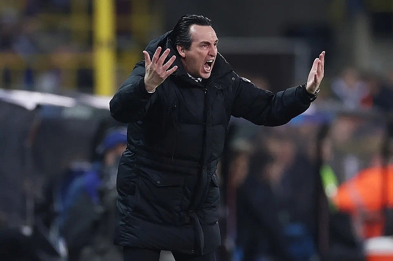 Aston Villa thắng vang dội trên đất Bỉ Aston Villa thắng vang dội trên đất Bỉ