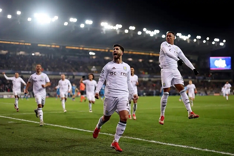 Aston Villa thắng vang dội trên đất Bỉ Aston Villa thắng vang dội trên đất Bỉ