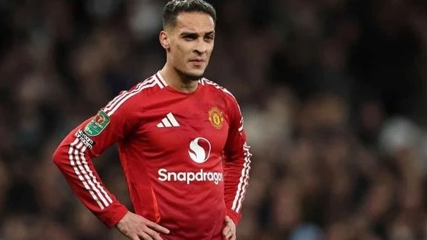 Man United đổi Antony lấy sao Real Betis