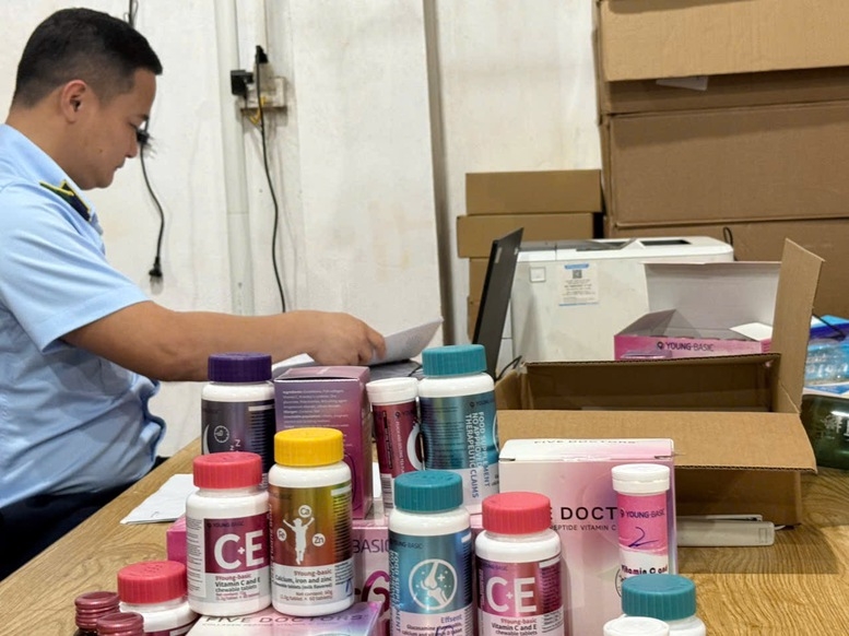 Thu giữ hơn 200.000 sản phẩm vitamin, collagen không rõ nguồn gốc