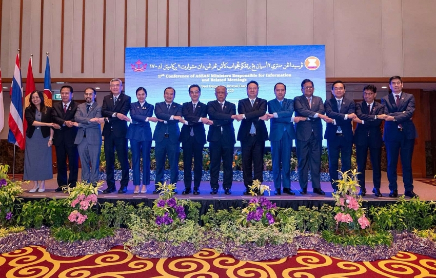 Việt Nam đề xuất 3 định hướng chiến lược về truyền thông tại Hội nghị Bộ trưởng ASEAN Việt Nam đề xuất 3 định hướng chiến lược về truyền thông tại Hội nghị Bộ trưởng ASEAN