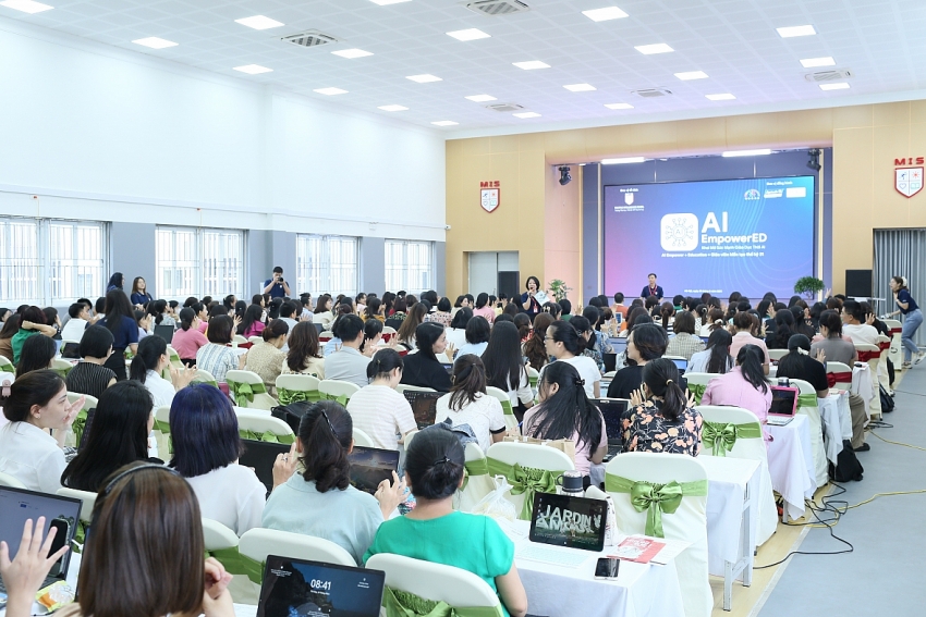 Giáo viên Thủ đô Giáo viên Thủ đô