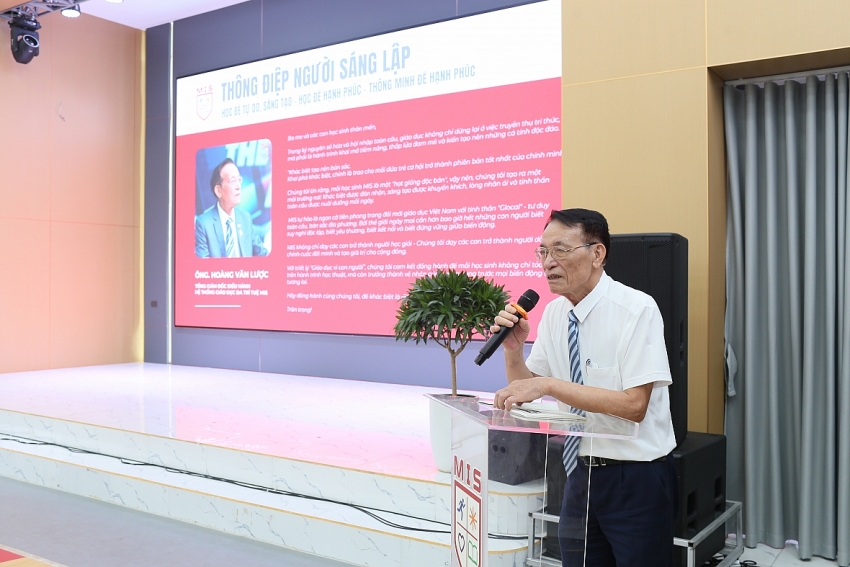 Giáo viên Thủ đô Giáo viên Thủ đô