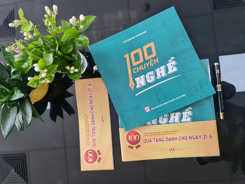 "1001 chuyện nghề" - Nơi lưu giữ ký ức nghề báo, tiếp lửa cho những cây bút hôm nay "1001 chuyện nghề" - Nơi lưu giữ ký ức nghề báo, tiếp lửa cho những cây bút hôm nay