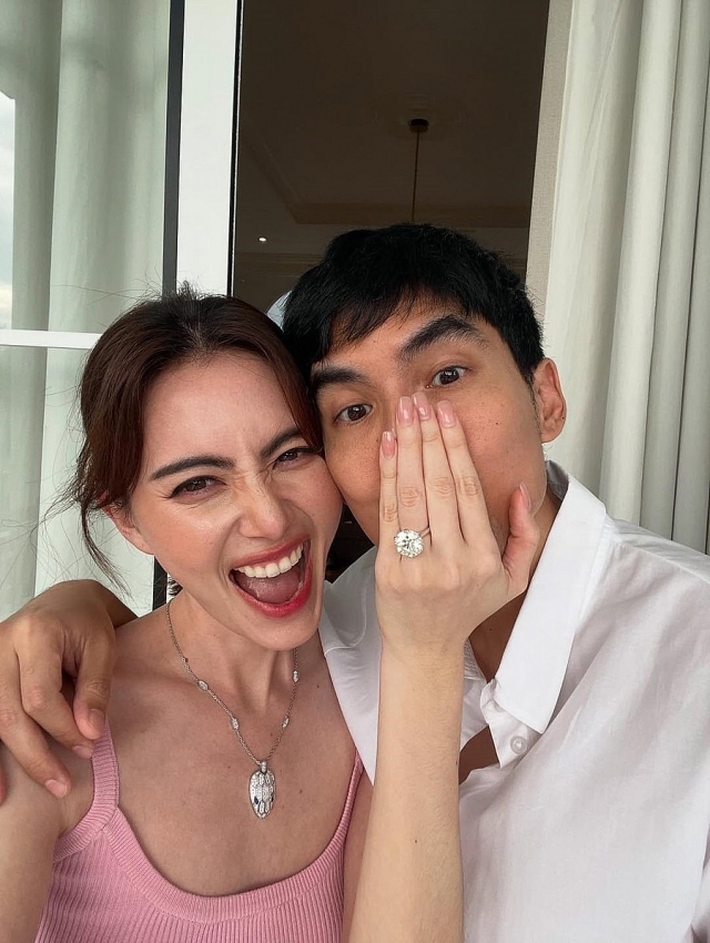 'Bạn gái' Sơn Tùng M-TP báo đính hôn 'Bạn gái' Sơn Tùng M-TP báo đính hôn