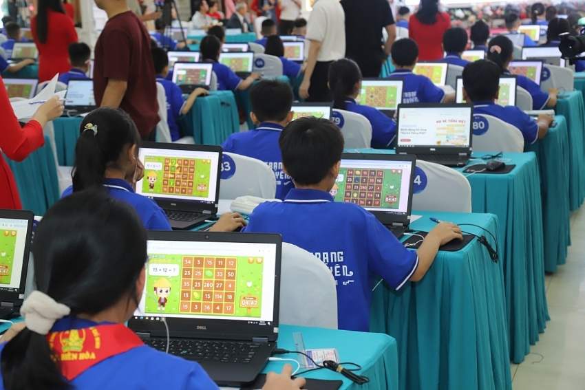 Đấu Trường Toàn Tài: 84 thí sinh tranh tài qua gameshow trực tuyến Đấu Trường Toàn Tài: 84 thí sinh tranh tài qua gameshow trực tuyến