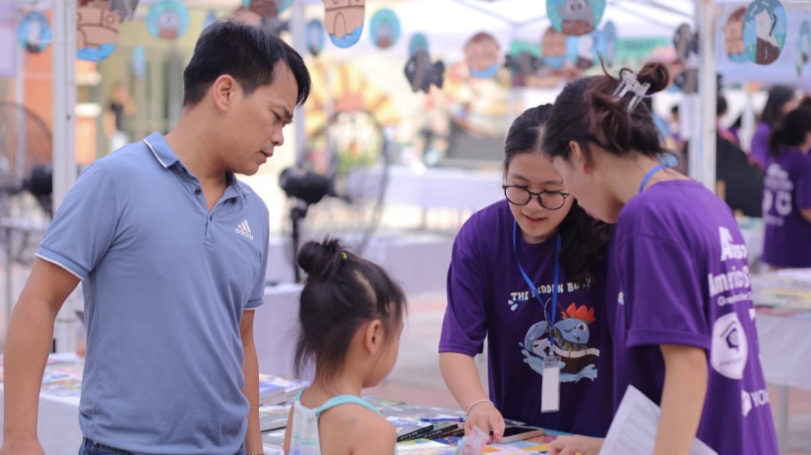 Cuộc phiêu lưu đến Thị Trấn Bohemian Trong Lòng Núi Lửa đầy đặc sắc cùng The Hidden Book 2025