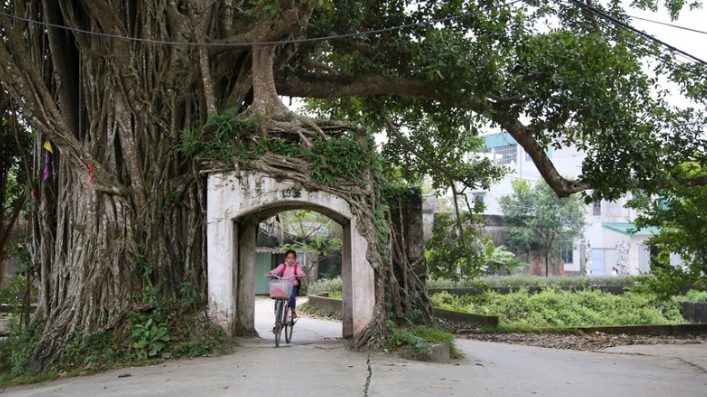 Cổng làng và ký ức văn hóa người Hà thành: Nơi thời gian dừng lại!