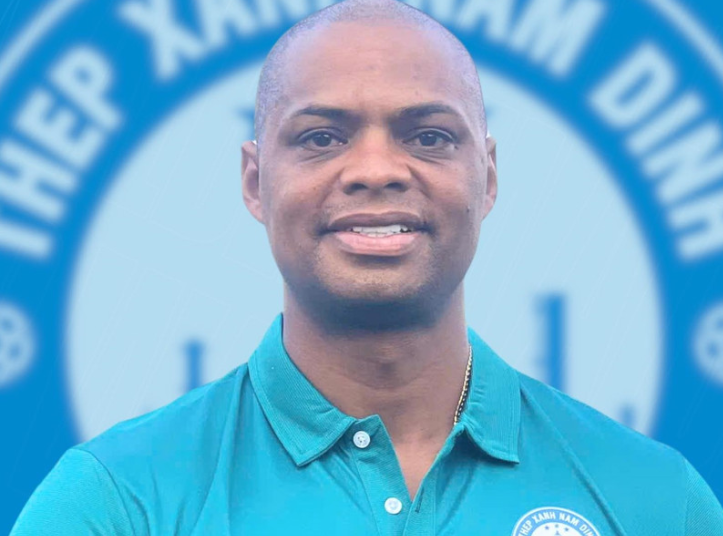 Thép Xanh Nam Định đón HLV người Brazil Thép Xanh Nam Định đón HLV người Brazil