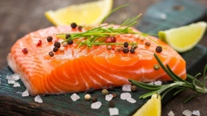 Ăn da cá có lợi cho sức khỏe không?