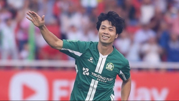 Đội bóng của Công Phượng đổi tên