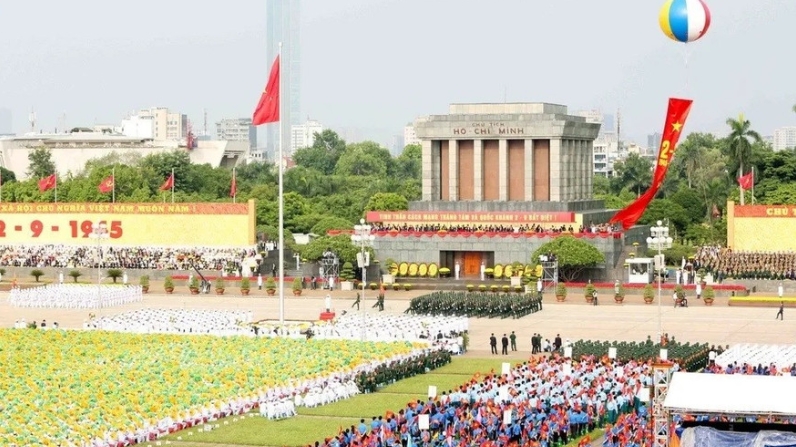 Tổ chức ‘Chương trình nghệ thuật đặc biệt’ và ‘Diễu hành, xếp hình nghệ thuật’ dịp 2/9