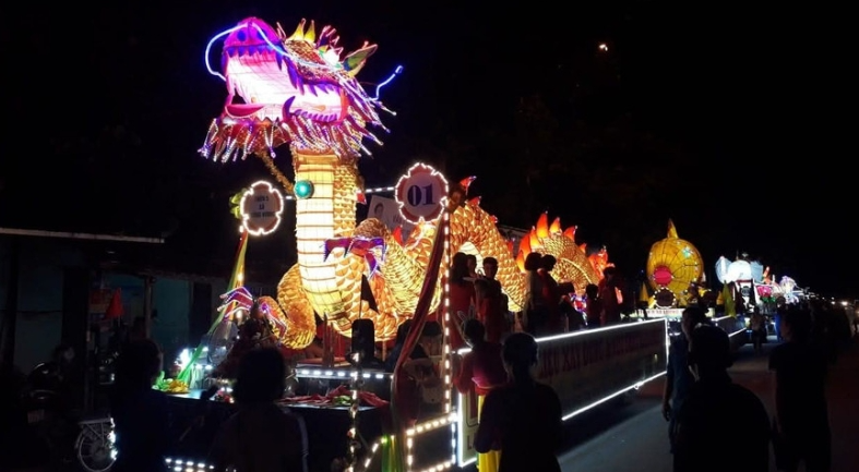 ‘Đêm hội Thành Tuyên’ sôi động, rực rỡ từ đầu tháng 7 âm lịch ‘Đêm hội Thành Tuyên’ sôi động, rực rỡ từ đầu tháng 7 âm lịch