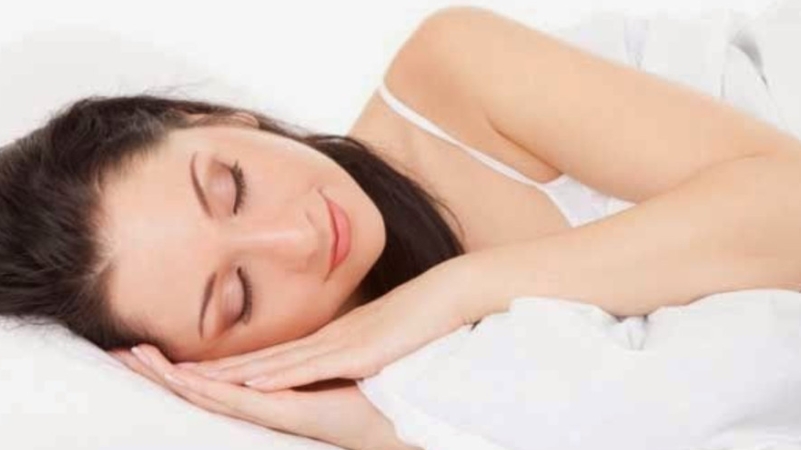 10 mẹo nhỏ giúp bạn gìn giữ đôi mắt trẻ trung, sáng ngời