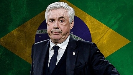 HLV Ancelotti hé lộ chuyện tái hợp Real Madrid