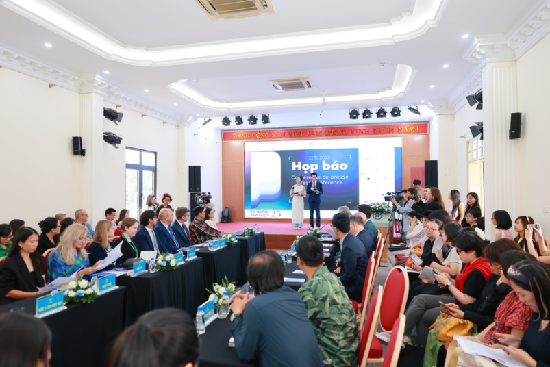 Photo Hanoi"25 - điểm hẹn sáng tạo trong lĩnh vực nhiếp ảnh quốc tế Photo Hanoi"25 - điểm hẹn sáng tạo trong lĩnh vực nhiếp ảnh quốc tế