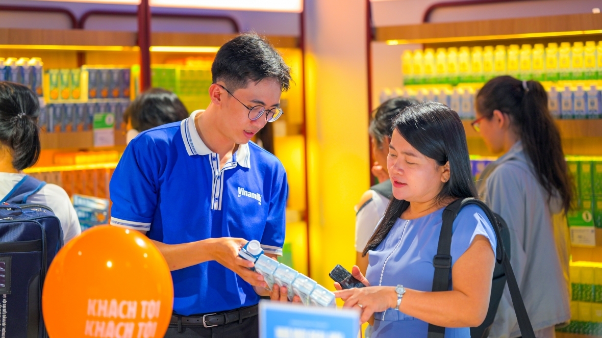 Vinamilk: Tổng doanh thu hợp nhất quý 3 tiến sát cột mốc 17 nghìn tỷ đồng