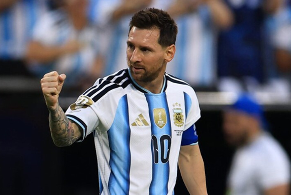Messi lập kỷ lục 6 kỳ World Cup, ghi hat-trick trong ngày Argentina... Messi lập kỷ lục 6 kỳ World Cup, ghi hat-trick trong ngày Argentina...