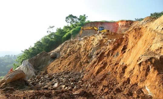 Đấu giá quyền khai thác khoáng sản: Đề xuất giải pháp tạo thuận lợi khi triển khai