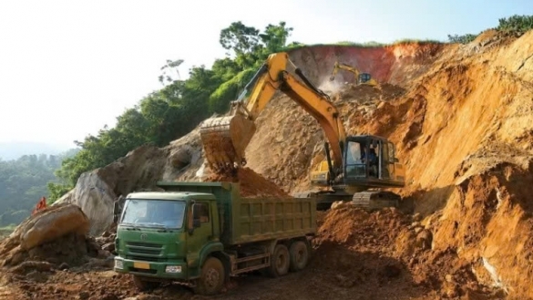 Đấu giá khoáng sản ở khu vực chưa giải phóng mặt bằng: Tiềm ẩn nhiều rủi ro cho doanh nghiệp
