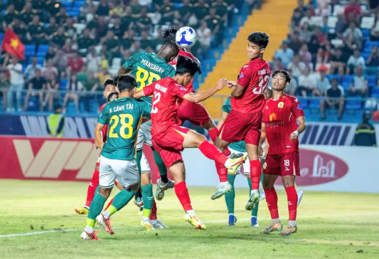 FC Thái Nguyên thắng kịch tính trận ra quân Giải hạng Nhất Quốc gia FC Thái Nguyên thắng kịch tính trận ra quân Giải hạng Nhất Quốc gia