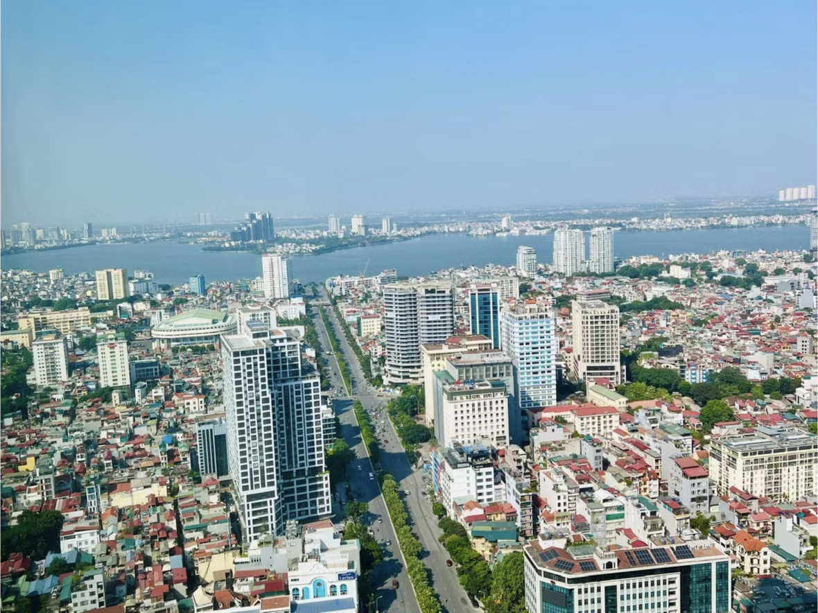 Giá nhà giảm mạnh, đã đến lúc xuống tiền mua bất động sản?
