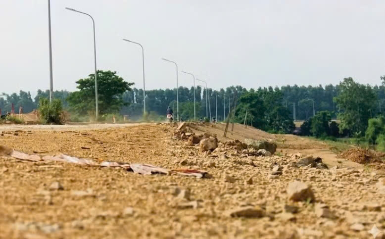 Gói thầu 98 tỷ tại Ban QLDA ĐTHT xã Phúc Thọ (Hà Nội): Nhà thầu chào giá cao nhất được chọn Gói thầu 98 tỷ tại Ban QLDA ĐTHT xã Phúc Thọ (Hà Nội): Nhà thầu chào giá cao nhất được chọn