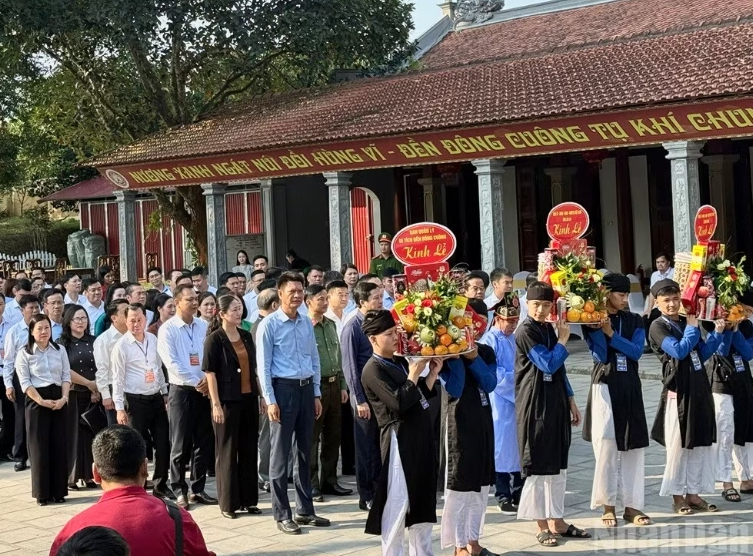 Lễ hội Cơm mới đền Đông Cuông năm 2026