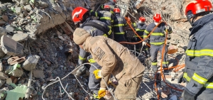 Đội cứu hộ Việt Nam tiếp cận vị trí người bị nạn ở Thổ Nhĩ Kỳ