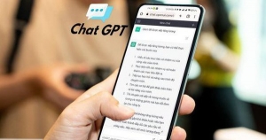 ChatGPT "quá nhanh quá nguy hiểm" nhưng không thể thay thế bác sĩ