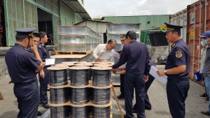 Hơn 40 container dây cáp điện khai hàng Trung Quốc, gắn mác "Made in Vietnam"