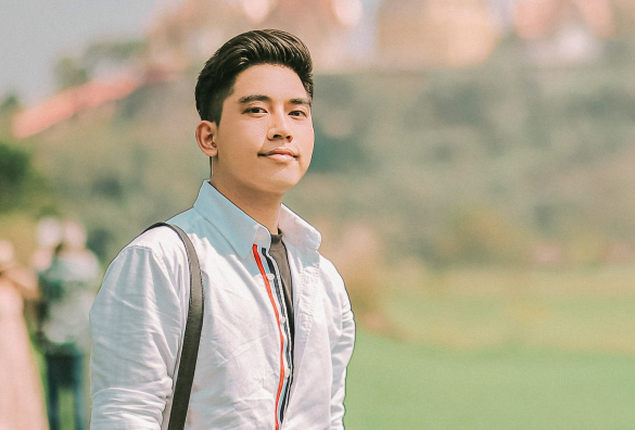 Sẽ ra sao nếu ai cũng mua tick xanh trên Facebook?