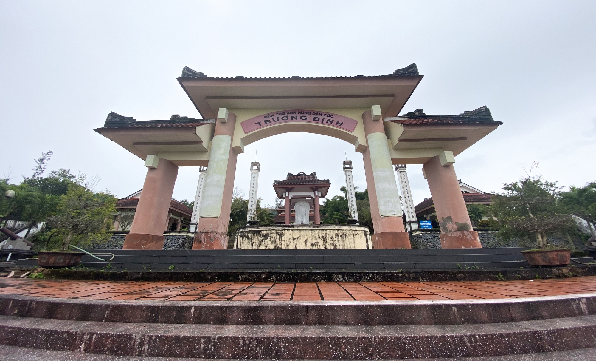 Quảng Ngãi: Đền thờ Trương Định được xếp hạng Di tích quốc gia - Ảnh 2.
