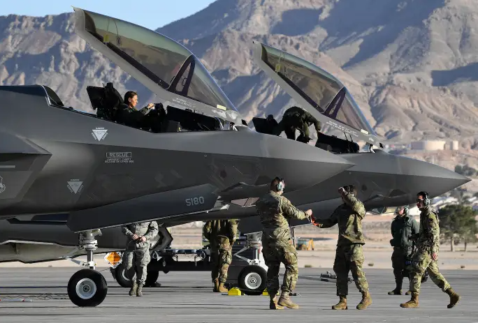 Lầu Năm Góc thu hồi toàn bộ tiêm kích F-35 trên toàn cầu vì lỗi động cơ - Ảnh 2.