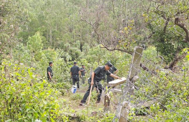 Tháo dỡ công trình xây trái phép ở thung lũng Quy Hòa, Bình Định Tháo dỡ công trình xây trái phép ở thung lũng Quy Hòa, Bình Định ảnh 1