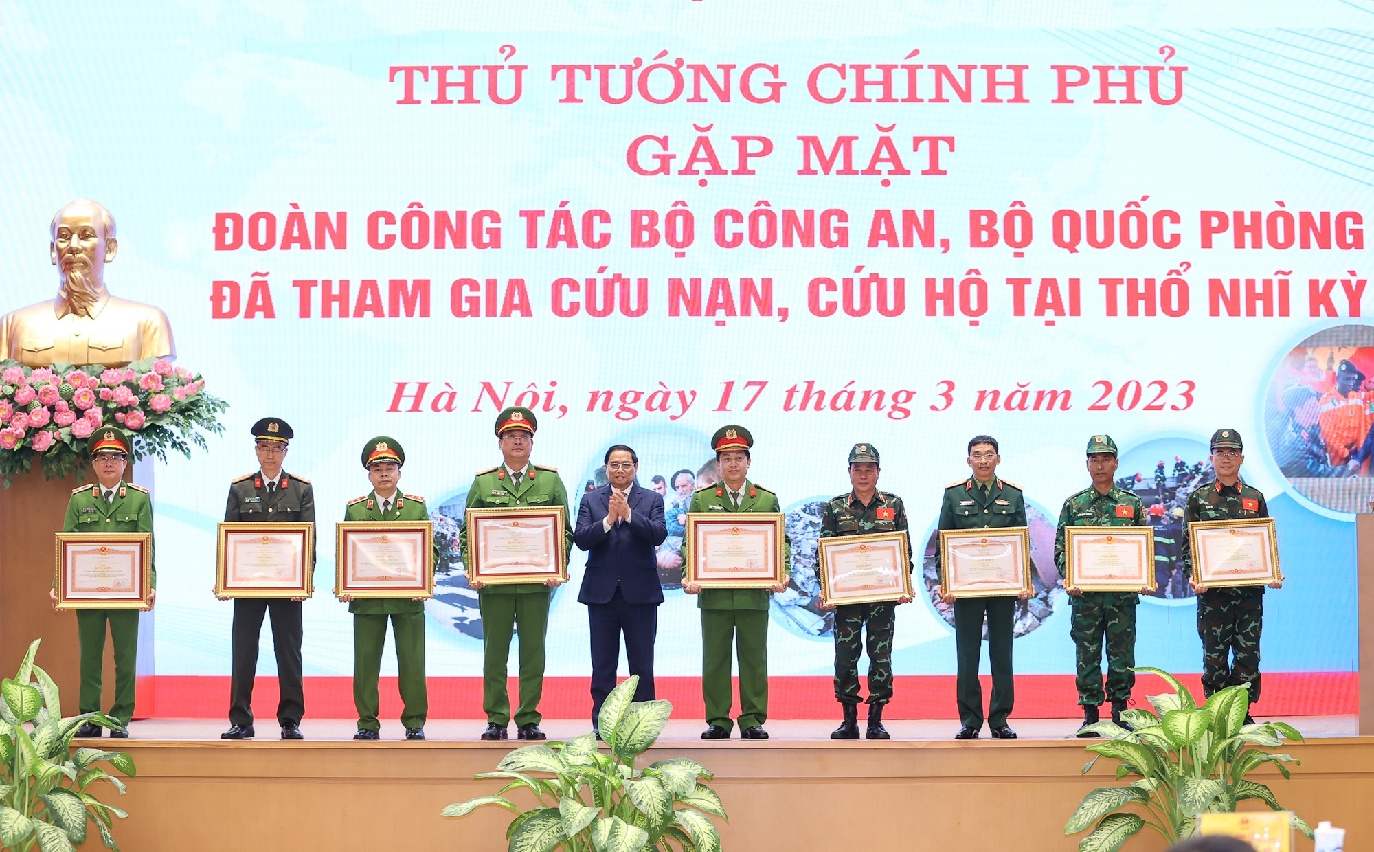 Khẳng định một Việt Nam nghĩa tình, trách nhiệm, đoàn kết quốc tế cao cả - Ảnh 7.