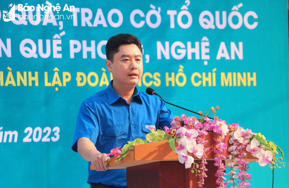 Tỉnh đoàn Nghệ An khánh thành công trình phòng học cho điểm trường vùng sâu huyện Quế Phong Tỉnh đoàn Nghệ An khánh thành công trình phòng học cho điểm trường vùng sâu huyện Quế Phong ảnh 2