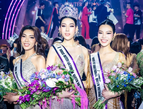 Công ty giải trí của Hoa hậu chuyển giới Hương Giang đang hoạt động ra sao?