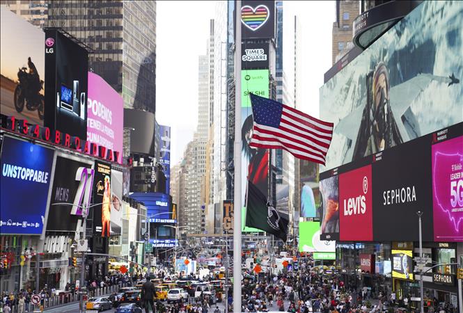 Khủng hoảng nợ công sẽ đẩy kinh tế Mỹ vào suy thoái Chú thích ảnh