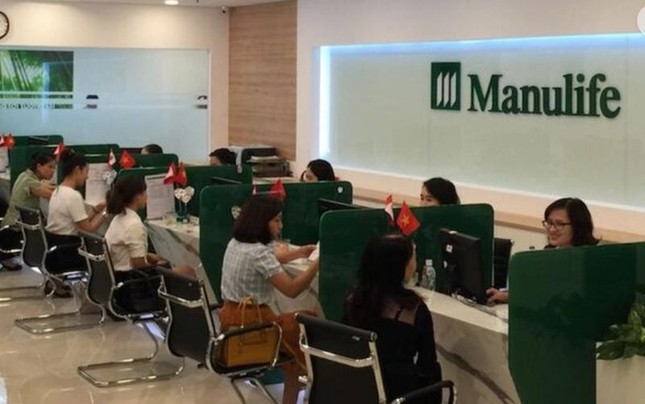 Vụ 'hô biến' tiền gửi SCB thành bảo hiểm: Manulife thỏa thuận riêng với 20 khách Vụ 'hô biến' tiền gửi SCB thành bảo hiểm: Manulife thỏa thuận riêng với 20 khách ảnh 1
