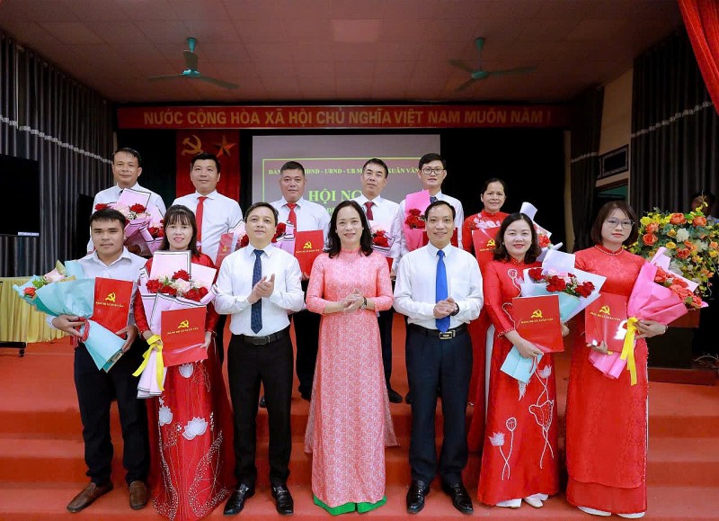 Xuân Vân mới: Khởi điểm của những ước vọng hội tụ Xuân Vân mới: Khởi điểm của những ước vọng hội tụ