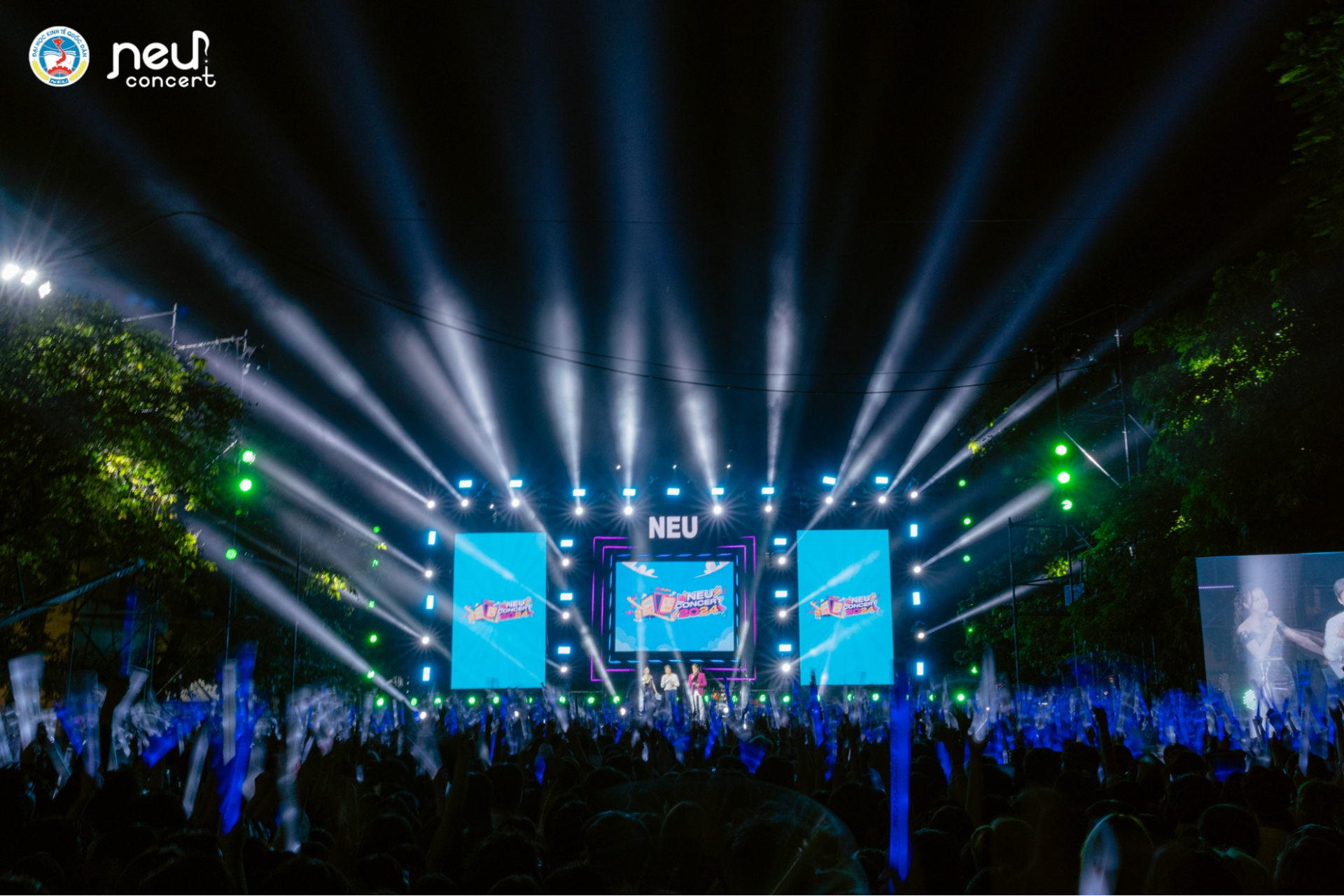 Neu Concert 2025 ấn định ngày trở lại, bùng nổ tiên phong chuỗi hoạt động Kỷ niệm 70 năm thành lập Đại học Kinh Tế Quốc Dân Neu Concert 2025 ấn định ngày trở lại, bùng nổ tiên phong chuỗi hoạt động Kỷ niệm 70 năm thành lập Đại học Kinh Tế Quốc Dân