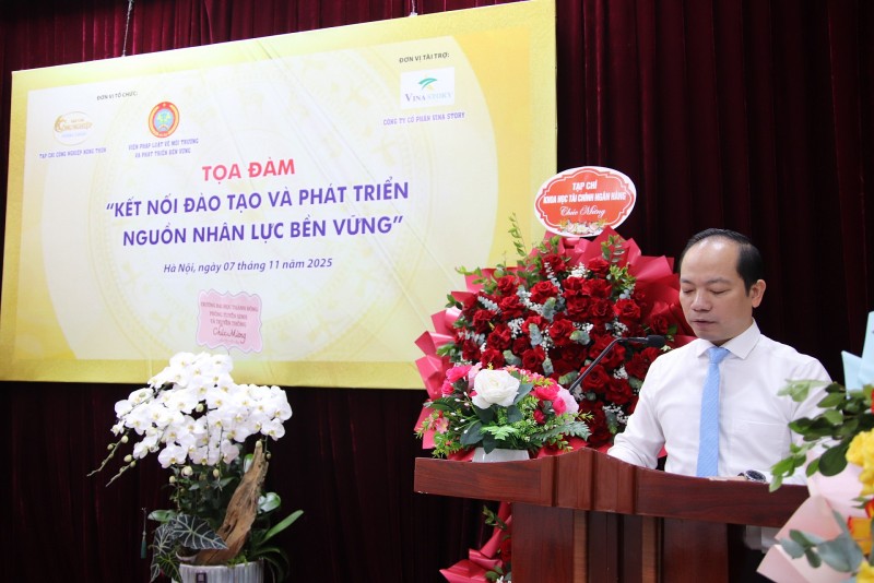 Tạp chí Công nghiệp Nông Thôn: Tọa đàm “Kết nối đào tạo và phát triển nguồn nhân lực bền vững” Tạp chí Công nghiệp Nông Thôn: Tọa đàm “Kết nối đào tạo và phát triển nguồn nhân lực bền vững”