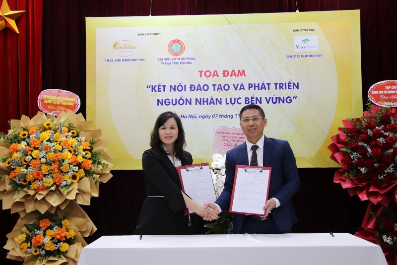 Tạp chí Công nghiệp Nông Thôn: Tọa đàm “Kết nối đào tạo và phát triển nguồn nhân lực bền vững” Tạp chí Công nghiệp Nông Thôn: Tọa đàm “Kết nối đào tạo và phát triển nguồn nhân lực bền vững”